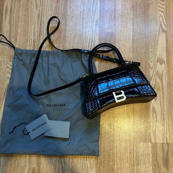 BALENCIAGA Hourglass small glossed croc-effect leather tote - Picture 5 of 14